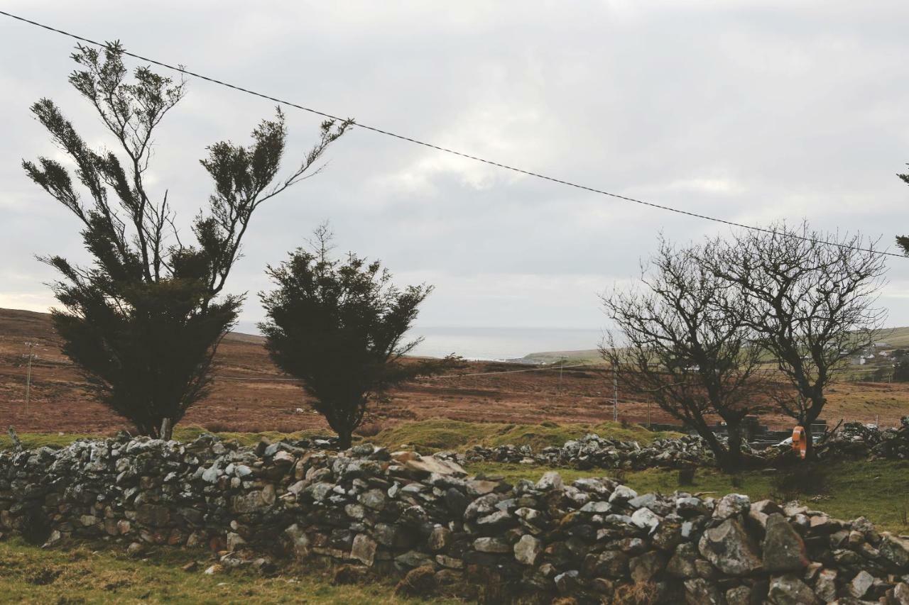 Dolmen Cottage Glencolumbkille Exterior foto
